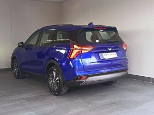 Mahindra XUV700 2.0T AX5 - Image 5