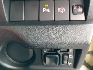 Suzuki Jimny 1.5 GLX AllGrip 3-door auto - Image 23