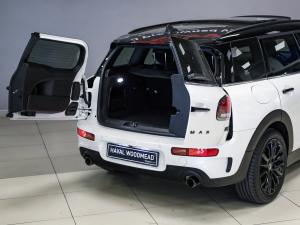 MINI Clubman Cooper S Clubman - Image 18