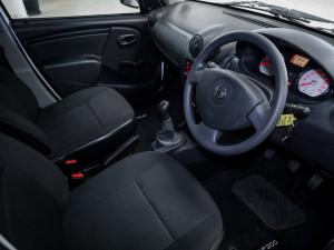 Nissan NP200 1.6i - Image 6