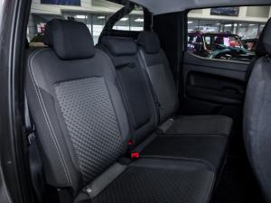 Volkswagen Amarok 2.0TDI double cab Life auto - Image 11