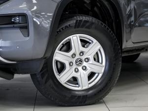 Volkswagen Amarok 2.0TDI double cab Life auto - Image 2