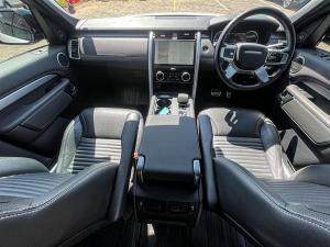 Land Rover Discovery D300 R-Dynamic SE - Image 10