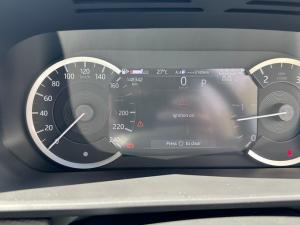 Land Rover Discovery D300 R-Dynamic SE - Image 11