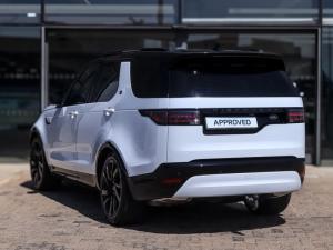 Land Rover Discovery D300 R-Dynamic SE - Image 12