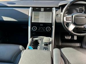Land Rover Discovery D300 R-Dynamic SE - Image 8