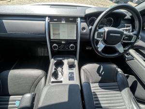 Land Rover Discovery D300 R-Dynamic SE - Image 9