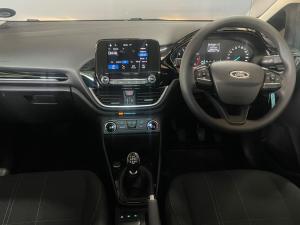 Ford Fiesta 1.0T Trend - Image 10