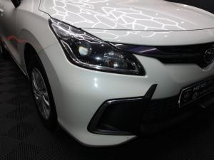 Toyota Starlet 1.5 Xi - Image 9