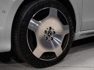 Mercedes-Benz V-Class V300d Exclusive - Image 8