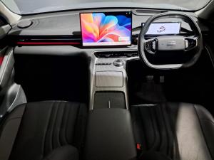 Geely E5 EM-i Apex - Image 13