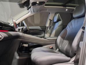 Geely E5 EM-i Apex - Image 20