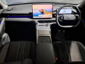 Geely E5 EM-i Apex - Image 15