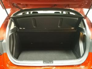 Hyundai i20 1.4 Premium - Image 13
