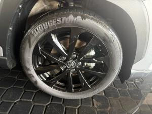 Toyota Corolla Cross 1.8 Hybrid GR-Sport - Image 13