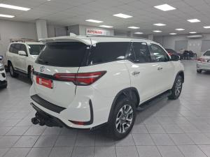 Toyota Fortuner 2.8GD-6 - Image 2