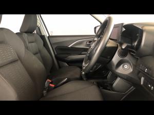 Suzuki Swift 1.2 GL+ manual - Image 10