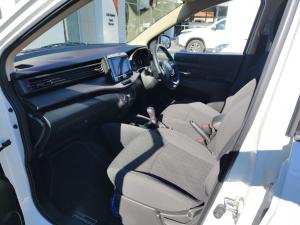 Toyota Rumion 1.5 SX manual - Image 7