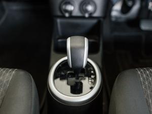 Toyota Vitz 1.0 XR manual - Image 9