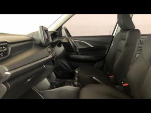 Suzuki Swift 1.2 GL+ manual - Image 7