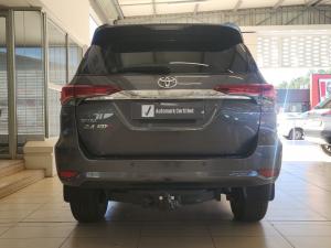 Toyota Fortuner 2.4GD-6 auto - Image 5