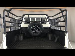 Toyota Land Cruiser 79 2.8GD-6 double cab auto - Image 13