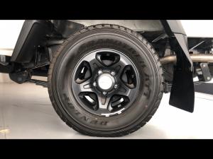 Toyota Land Cruiser 79 2.8GD-6 double cab auto - Image 19