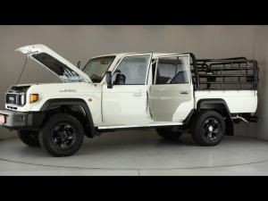 Toyota Land Cruiser 79 2.8GD-6 double cab auto - Image 27