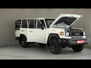 Toyota Land Cruiser 79 2.8GD-6 double cab auto - Image 29