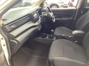Toyota Rumion 1.5 SX manual - Image 7