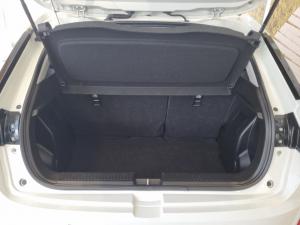 Toyota Starlet Cross 1.5 XS auto - Image 16
