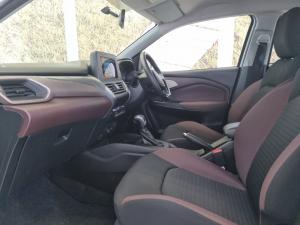 Toyota Starlet Cross 1.5 XS auto - Image 7