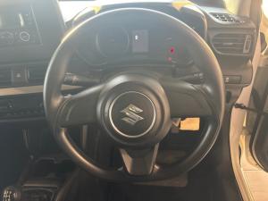 Suzuki Swift 1.2 GL+ CVT - Image 8