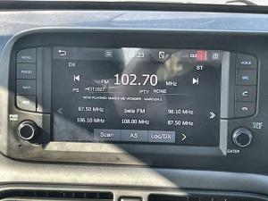 Hyundai Grand i10 1.0 Premium hatch - Image 12