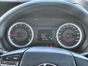 Hyundai Grand i10 1.0 Premium hatch - Image 13