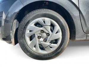 Hyundai Grand i10 1.0 Premium hatch - Image 16