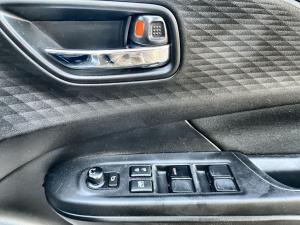 Suzuki Swift 1.2 GLX auto - Image 23