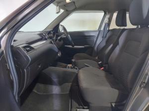 Suzuki Swift 1.2 GLX auto - Image 11