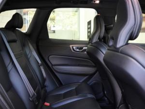 Volvo XC60 D5 AWD R-Design - Image 10