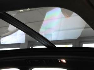 Volvo XC60 D5 AWD R-Design - Image 29