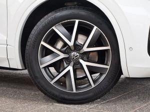 Volkswagen Touareg V6 TDI Executive R-Line - Image 20