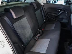 Volkswagen Polo Vivo hatch 1.4 Life - Image 15