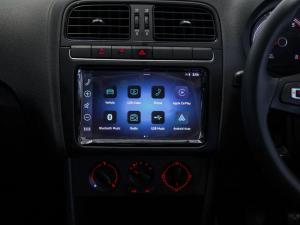 Volkswagen Polo Vivo hatch 1.4 Life - Image 18
