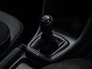 Volkswagen Polo Vivo hatch 1.4 Life - Image 19