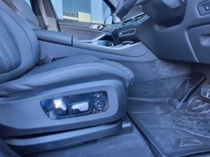 BMW X5 M60i - Image 10