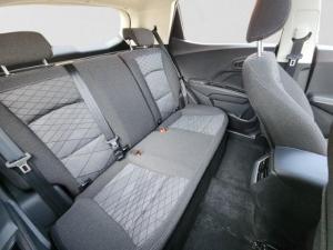 Mahindra XUV 3XO 1.2T MX3 manual - Image 12