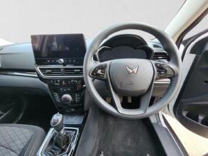 Mahindra XUV 3XO 1.2T MX3 manual - Image 16