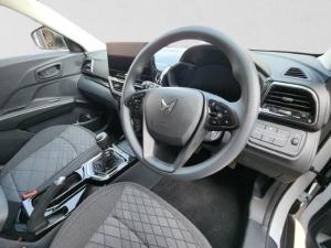 Mahindra XUV 3XO 1.2T MX3 manual - Image 18
