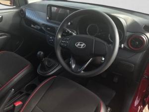 Hyundai Grand i10 1.0 Premium hatch - Image 16
