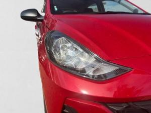 Hyundai Grand i10 1.0 Premium hatch - Image 17